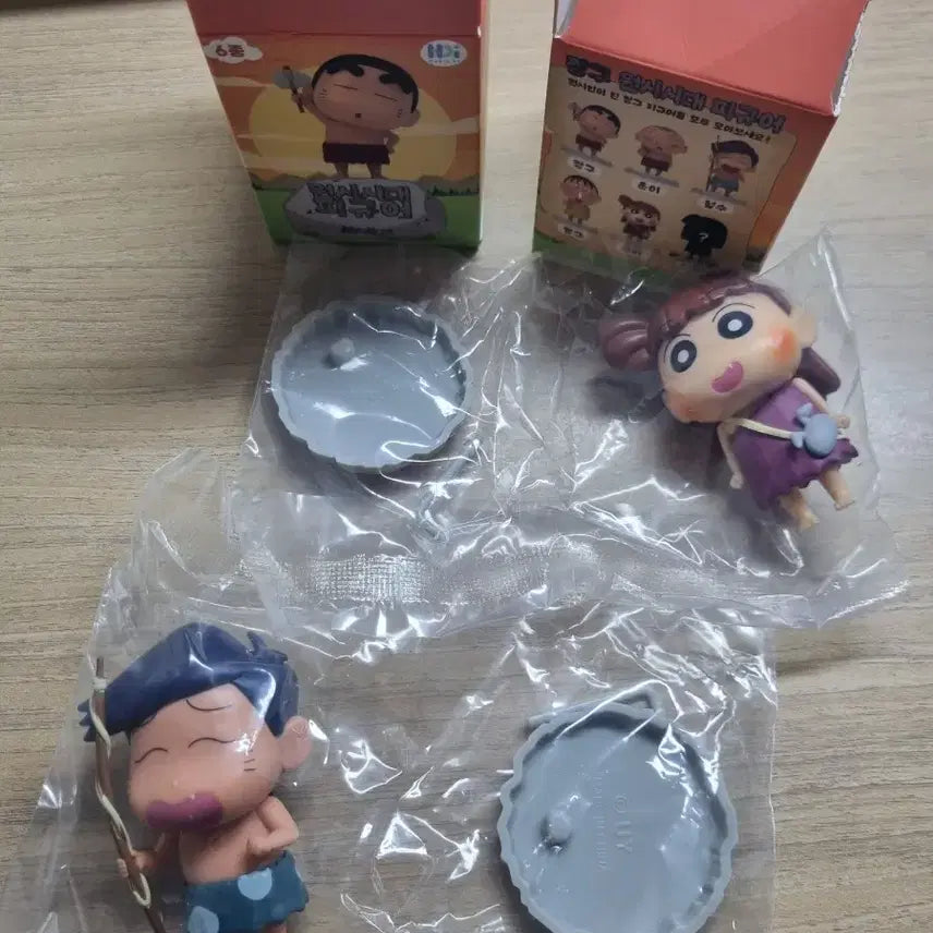 [BUNJANG] Crayon Shin-chan Prehistoric Era Figures Bundle Set (Bo-ru &amp; Chul-soo) / 일괄) 짱구 원시시대 피규어 유리 철수