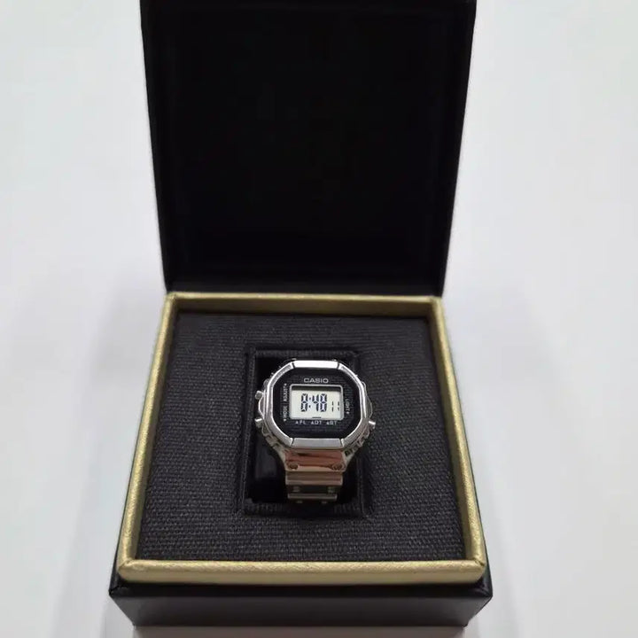 [BUNJANG] Casio 50th Anniversary Ring Watch CRW-001-1 / 카시오 50주년 링 워치 CRW-001-1