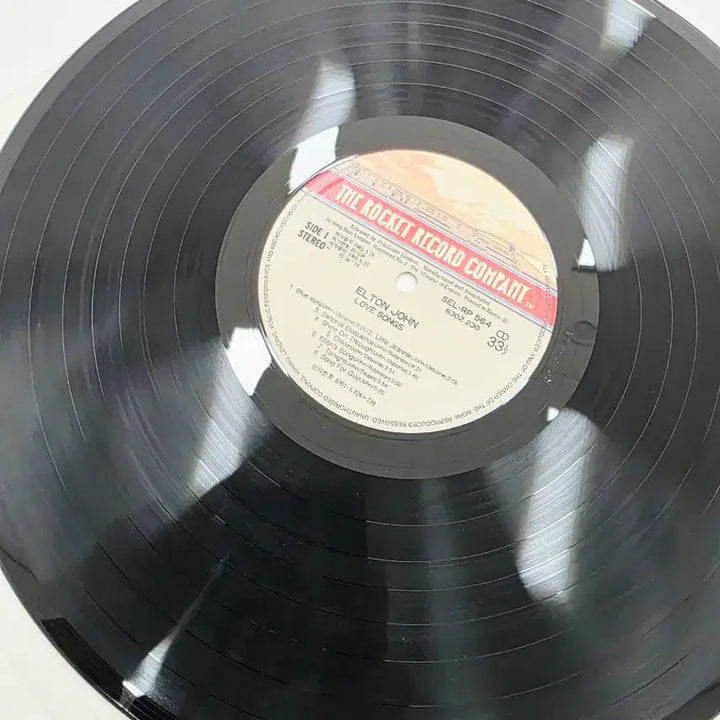 [BUNJANG] Elton John Love Songs LP Album / 엘튼 존 러브 송 LP 앨범
