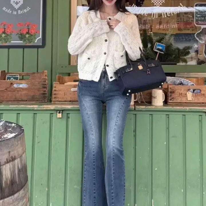 [BUNJANG] Kinda My High Waist Bootcut Jeans - Dark Wash / 카인다미 하이웨스트 부츠컷 진청 투버튼 m
