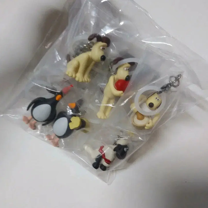 [BUNJANG] Wallace &amp; Gromit Mezurushi Keychain Bandai Gacha / 월레스와 그로밋 메지루시 키링 반다이 가챠