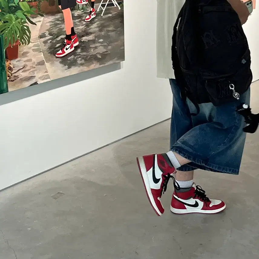 [BUNJANG] Air Jordan 1 Retro High OG Chicago 2022 (Size 275) / [275]조던1 레트로 하이 OG 시카고 2022