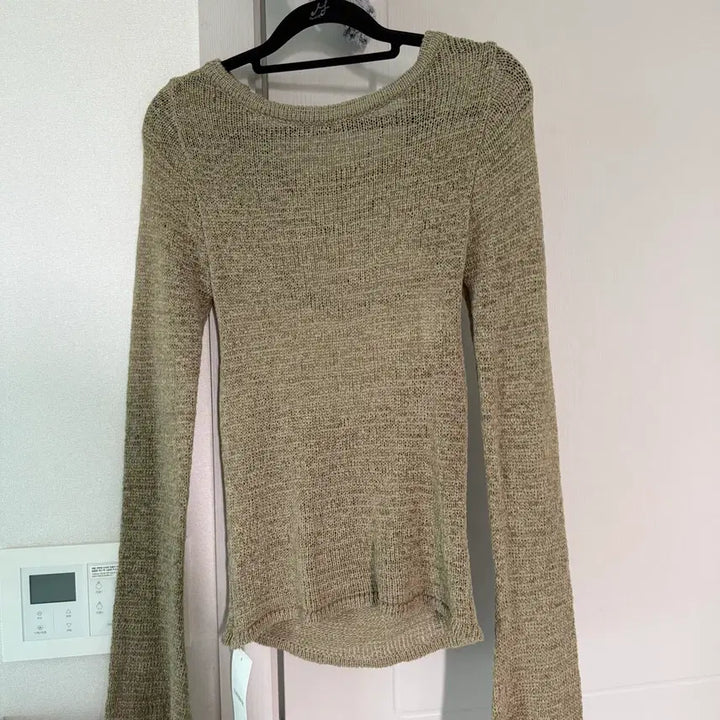 [BUNJANG] Knit with Back Ribbon and Back Slit (New) / 뒷리본 뒷트임 니트 (새상품)