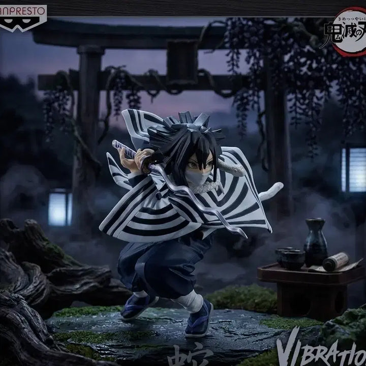 [BUNJANG] Kimetsu no Yaiba Obanai Iguro Figure / 귀멸의칼날 이구로 오바나이 피규어