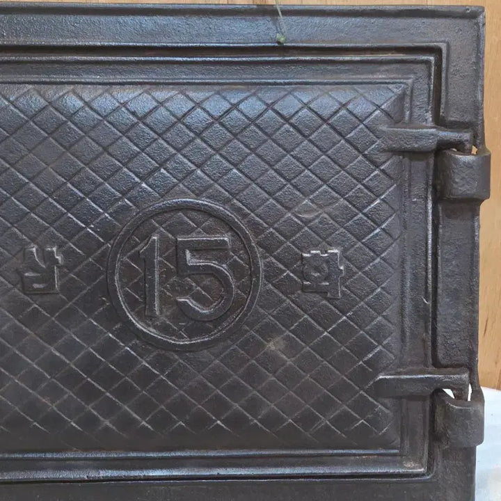 [BUNJANG] Vintage Cast Iron Pot / 완벽한 옛날 부엌 무쇠 불문