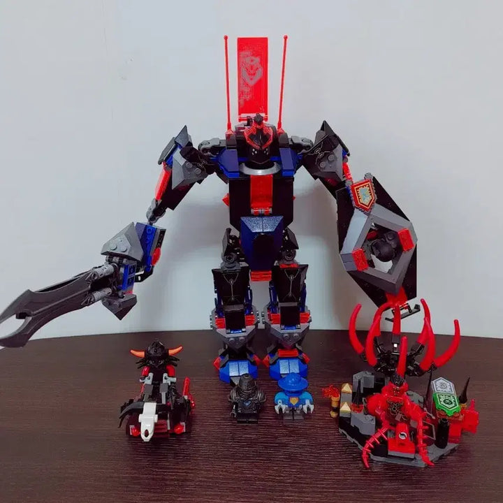 [BUNJANG] LEGO Nexo Knights Black Knight Mech 70326 (Used) / (중고)(정품) 레고 블랙 나이츠 로봇 70326 팝니다.