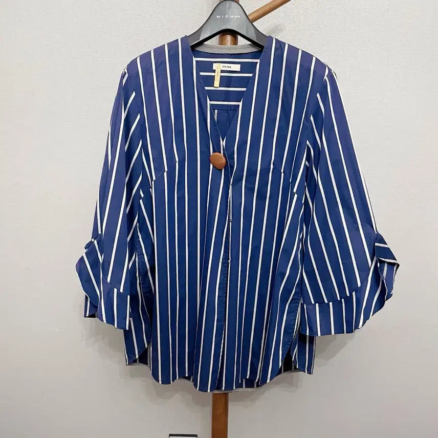 [BUNJANG] System (Hansem) Navy Stripe Silk Blend Blouse / 한섬 시스템 블라우스 (이탈리아 수입원단)