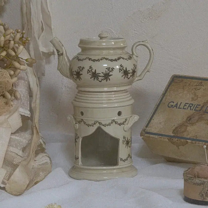 [BUNJANG] Saint-Use Brown Sèvres Porcelain Teapot / (쵸쵸쵸레어)브라운 생유즈 티팟