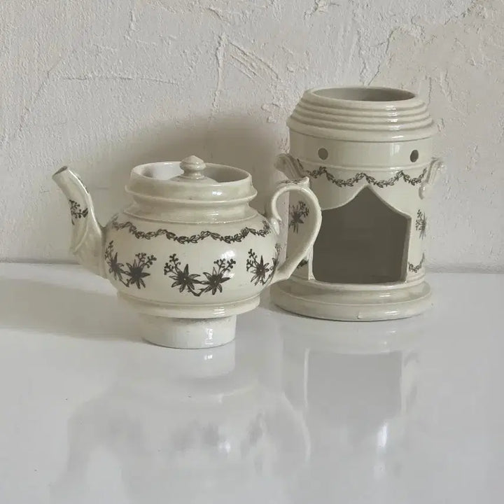 [BUNJANG] Saint-Use Brown Sèvres Porcelain Teapot / (쵸쵸쵸레어)브라운 생유즈 티팟