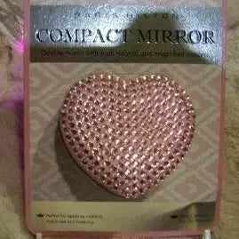 [BUNJANG] Paris Hilton Compact Mirror Pink Heart - Imported Limited Edition / 패리스 힐튼 콤팩트 미러 핑크 하트 수입 한정판