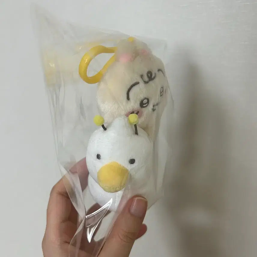 [BUNJANG] Chiikawa Baby Usagi Duck Plush Keychain / 치이카와 베이비 오리 우사기 인형 키링