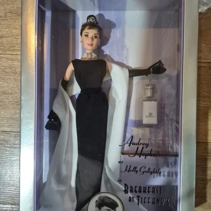 [BUNJANG] Audrey Hepburn Breakfast at Tiffany&