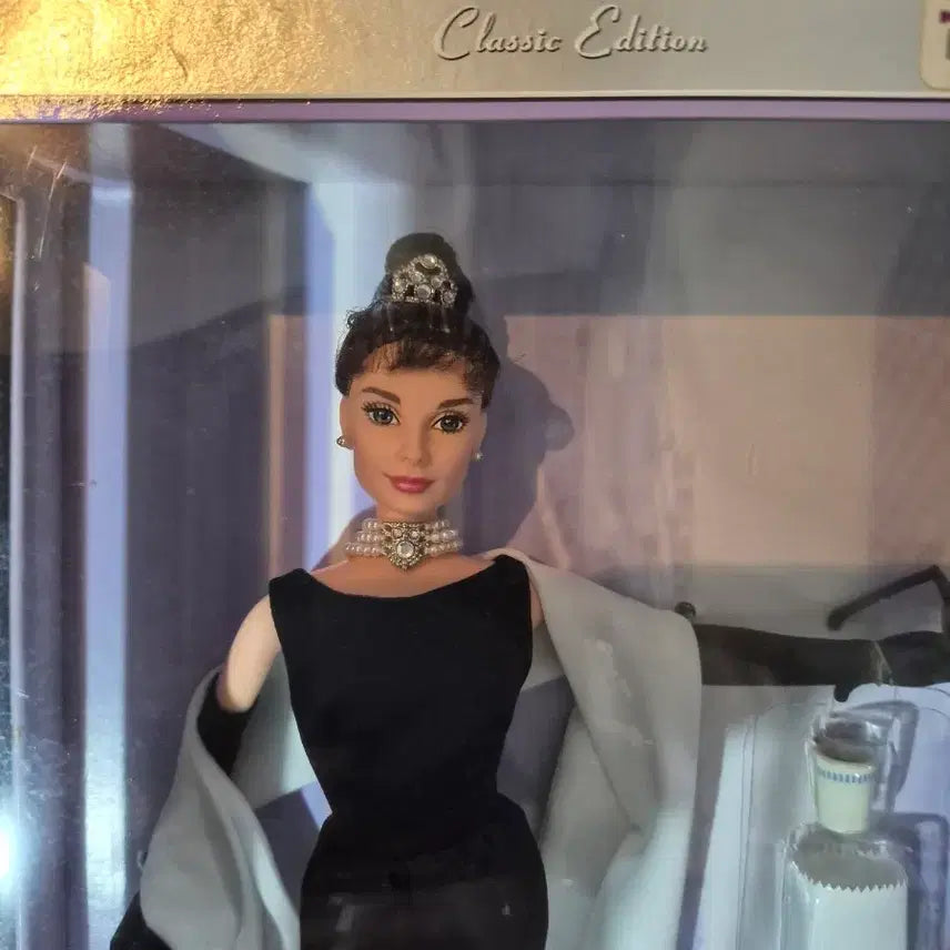 [BUNJANG] Audrey Hepburn Breakfast at Tiffany&