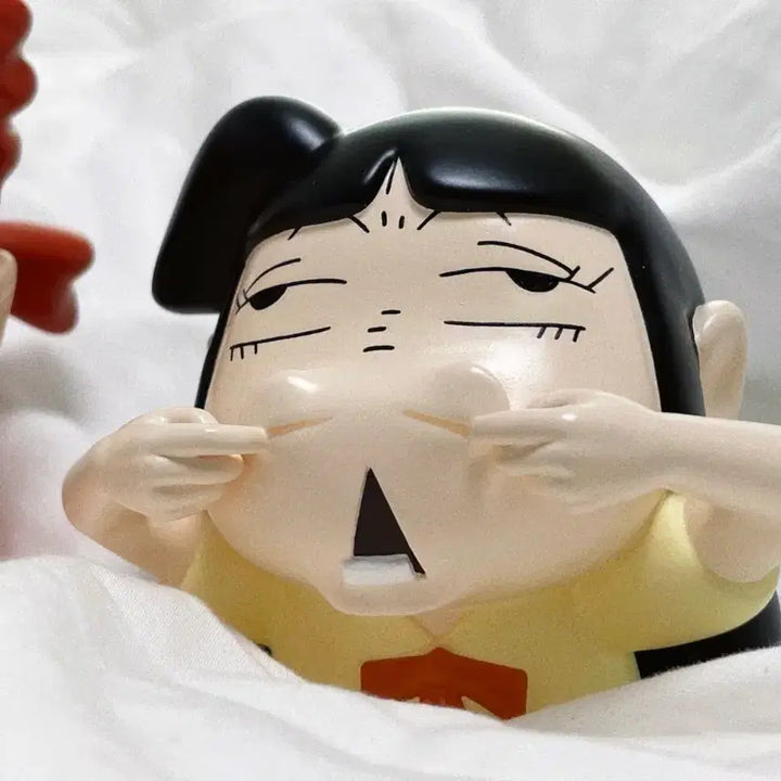 [BUNJANG] Crayon Shin-chan Yuri &amp; Suji Custom-Made Figure / 짱구는 못말려 유리&amp;수지 주문제작 피규어