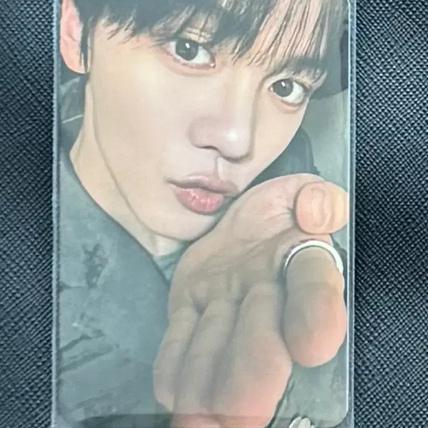 [BUNJANG] AndAble Gyuvin 3rd Week Studio Photocard / 앤더블 3주차 공방포카 규빈
