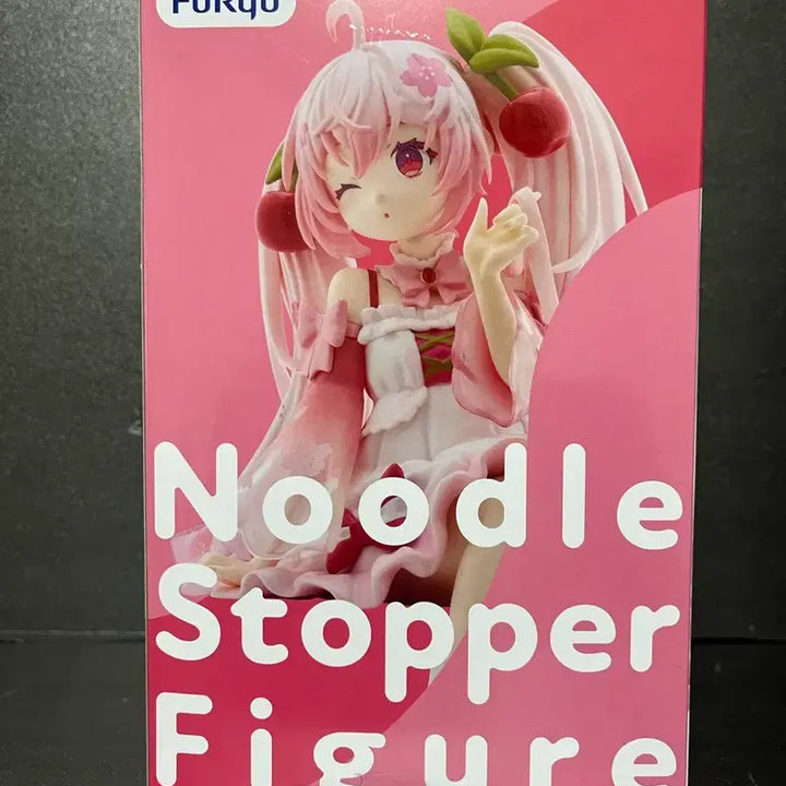 [BUNJANG] Hatsune Miku Cherry Blossom Noodle Stopper Figure (Sealed) / 미개봉 하츠네미쿠 피규어 미쿠 누들스토퍼 벚꽃미쿠