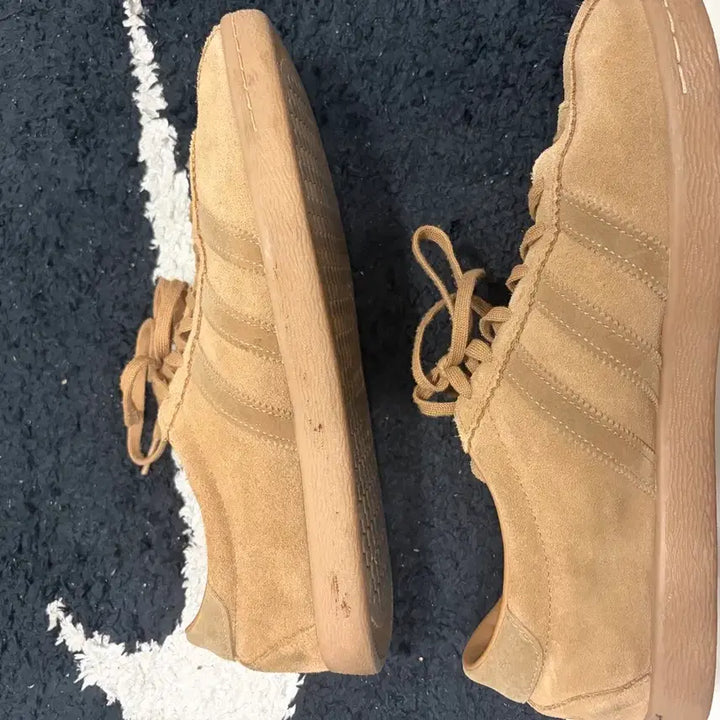 [BUNJANG] Adidas Tobacco Beige Suede Sneakers (Size 285) / 아디다스 토바코 285