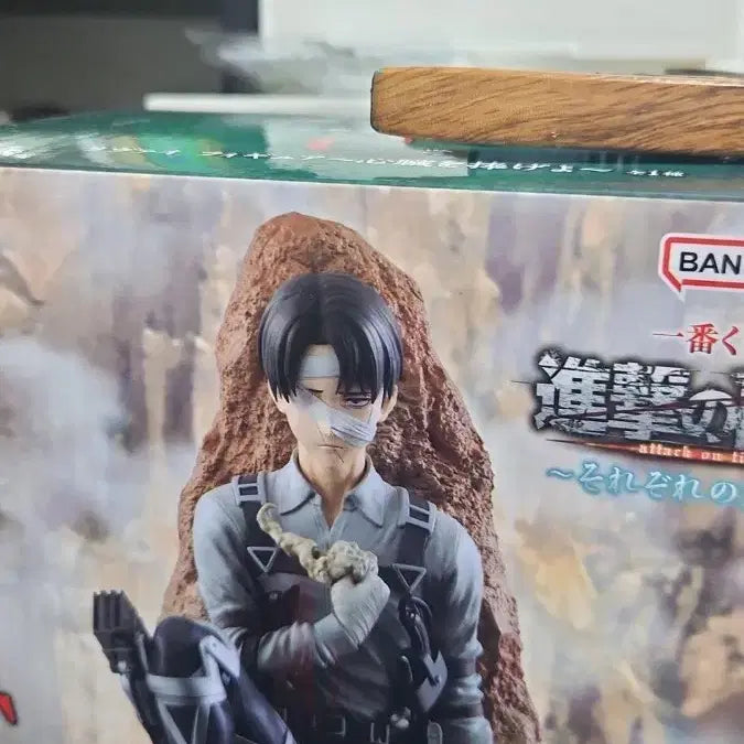 [BUNJANG] Attack on Titan Levi Ackerman Figure / 택포 14) 진격의거인 제일복권 c상 피규어