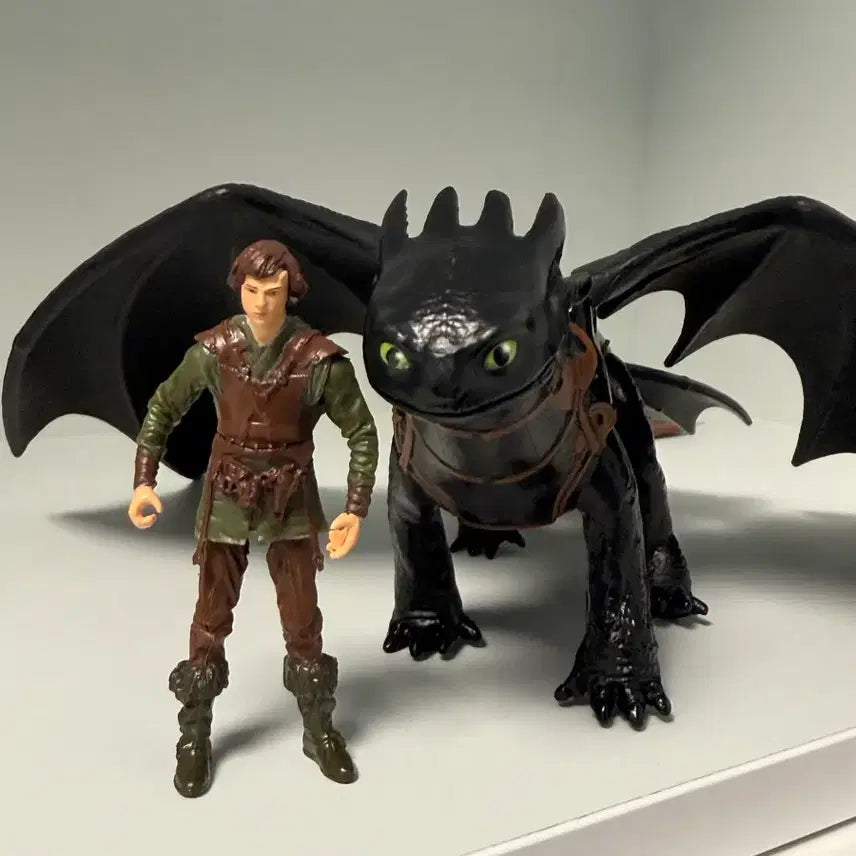[BUNJANG] How to Train Your Dragon Toothless &amp; Hiccup Action Figure Set / 드래곤 길들이기 나이트퓨리 투슬리스, 히컵 가동 피규어