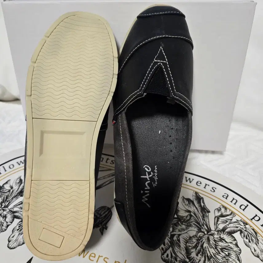 [SOLD OUT] 슬립온230(새상품)