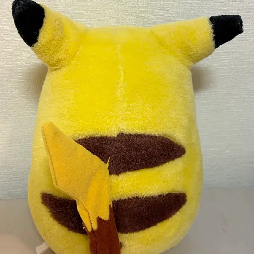 [BUNJANG] Vintage Retro Chubby Pikachu Pokemon Plush Doll / 고전 레트로 뚱카츄 피카츄 포켓몬 인형