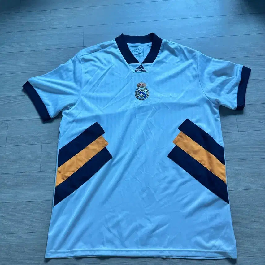 [BUNJANG] Real Madrid Icon Jersey T-Shirt - Size L / 레알마드리드 아이콘 저지 유니폼 반팔  L
