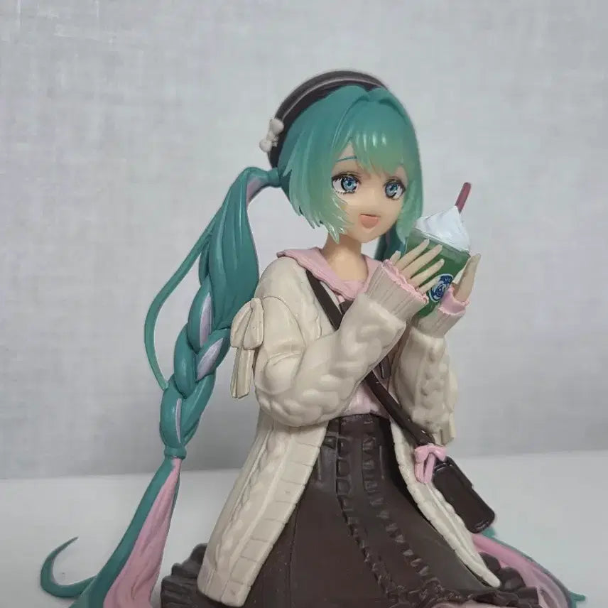 [BUNJANG] Furyu Hatsune Miku Autumn Date Figure / 후류 하츠네미쿠 가을 데이트 피규어 판매합니다