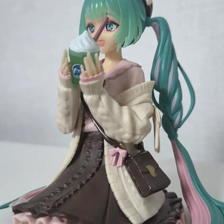 [BUNJANG] Furyu Hatsune Miku Autumn Date Figure / 후류 하츠네미쿠 가을 데이트 피규어 판매합니다