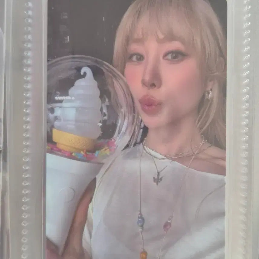 [BUNJANG] IOI Yeonjung Cheer Stick Photocard / 아이오아이 연정 응원봉 포토카드