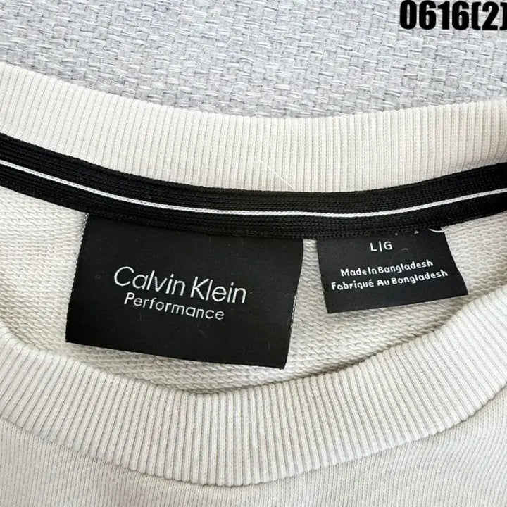 [BUNJANG] Calvin Klein Performance Crewneck Sweatshirt Beige L / 캘빈클라인 퍼포먼스 맨투맨 L 0616