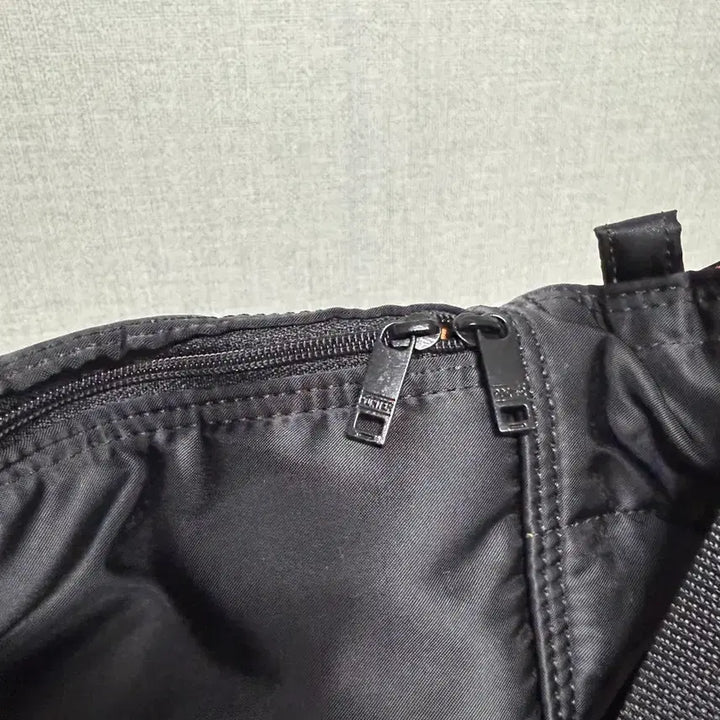 [BUNJANG] Yoshida Porter Tanker Waist Bag Black / 요시다 포터 탱커 웨이스트백 힙색 블랙