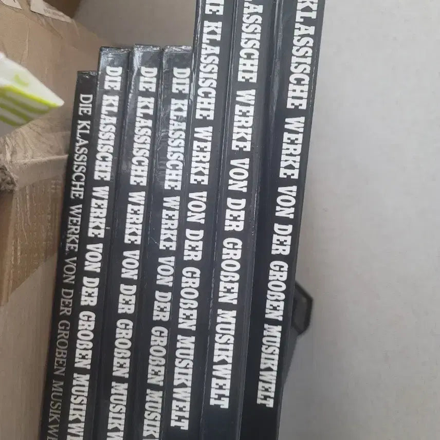 [BUNJANG] Classical Music Masterpieces Collection Complete Set LP 30 Records with 1 Guidebook / 클래식 음악 명작선집 전집 LP 30장 가이드북1권