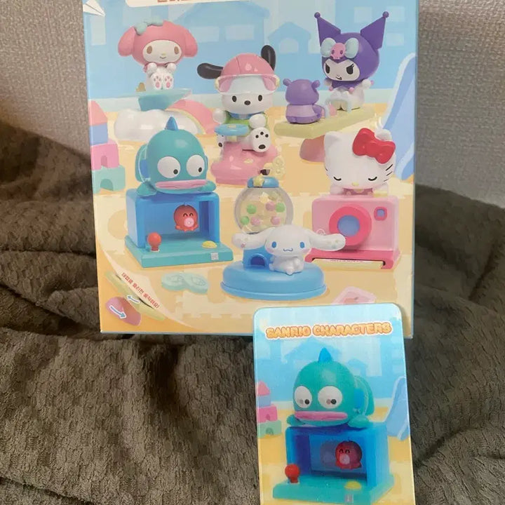 [BUNJANG] Sanrio Hangyodon Amusement Park Gacha Machine / 무료배송 산리오 놀이공원 한교동 뽑기 머신