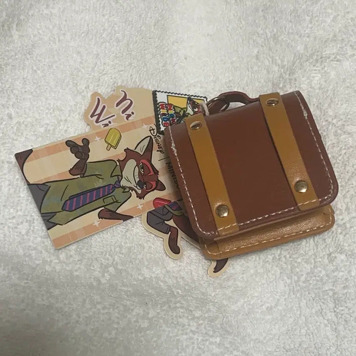 [BUNJANG] Zootopia Nick &amp; Judy Leather Airpods Case / 주토피아 닉 주디 에어팟 케이스 디즈니 미니소 가죽