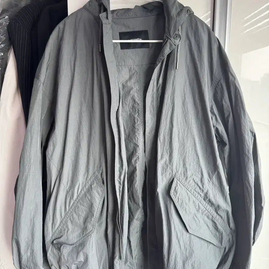 [BUNJANG] Customellow Windbreaker Size 100 / 커스텀멜로우 바람막이 100사이즈