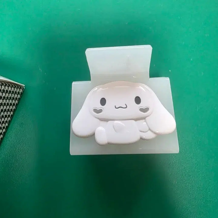 [BUNJANG] Sanrio Monotone Series Cinnamoroll Hair Clip / 산리오 모노톤 시리즈 시나모롤 헤어집게핀(*배송비포함*)