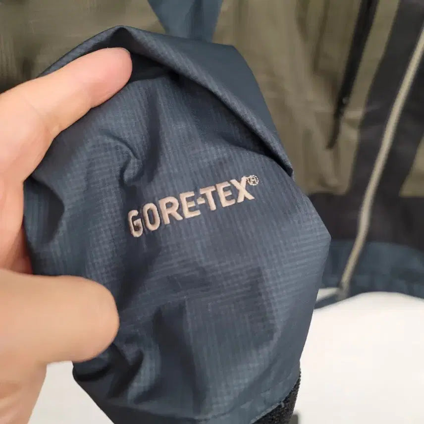 [BUNJANG] Black Yak GORE-TEX Windbreaker Jacket / [100/L] 블랙야크 고어텍스 바람막이 등산복 자켓