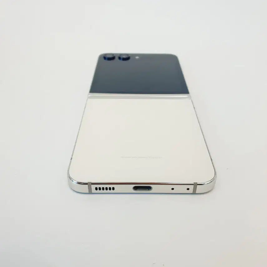 [BUNJANG] Samsung Galaxy Z Flip5 256GB Cream / 갤럭시 z 플립5 256GB 판매합니다!