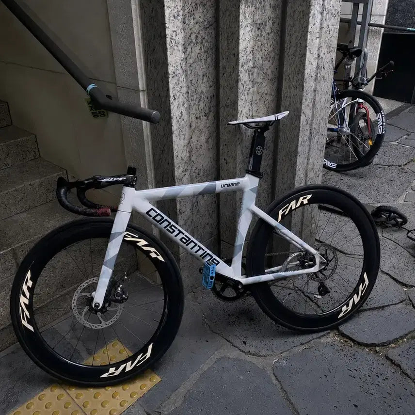 [BUNJANG] Constantine Urban Complete Bike (2023 Model) / 콘스탄틴 어베인 2023 반차 판/대 (csc,엔진11,코사디,디스크휠)
