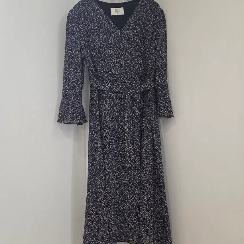 [BUNJANG] 7-Sleeve Chiffon Floral Dress / 7부 쉬폰 꽃무늬 원피스