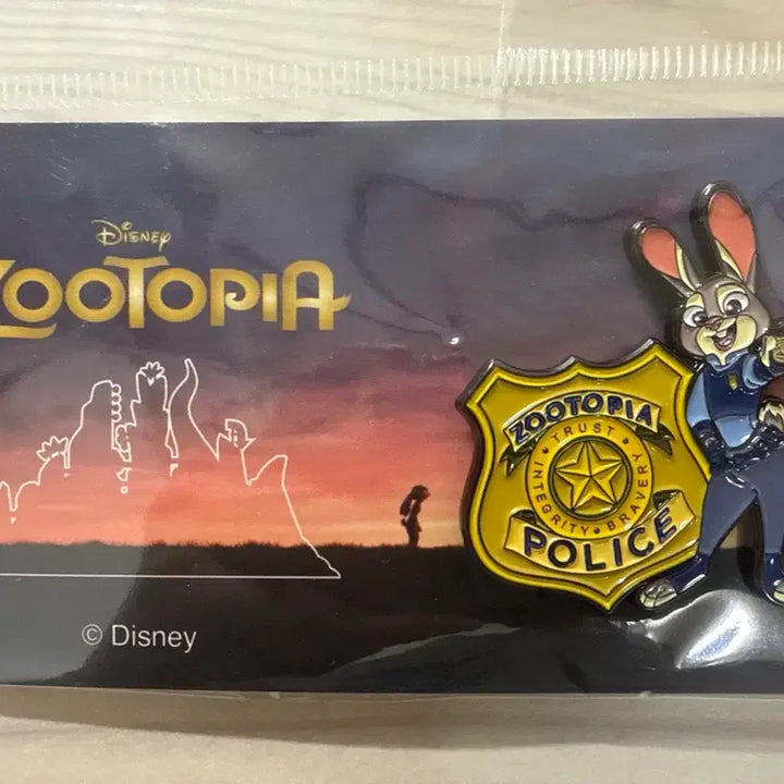 [BUNJANG] Zootopia Judy Hopps Police Uniform Badge / 주토피아 주디 뱃지