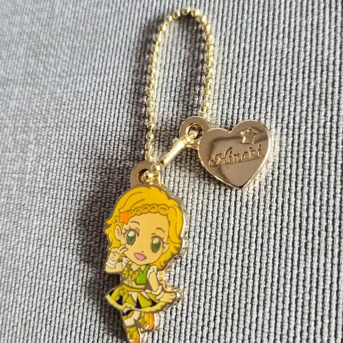 [BUNJANG] Aikatsu Hina Metal Keychain (New) / 아이카츠 메탈 키링 희나(새제품)
