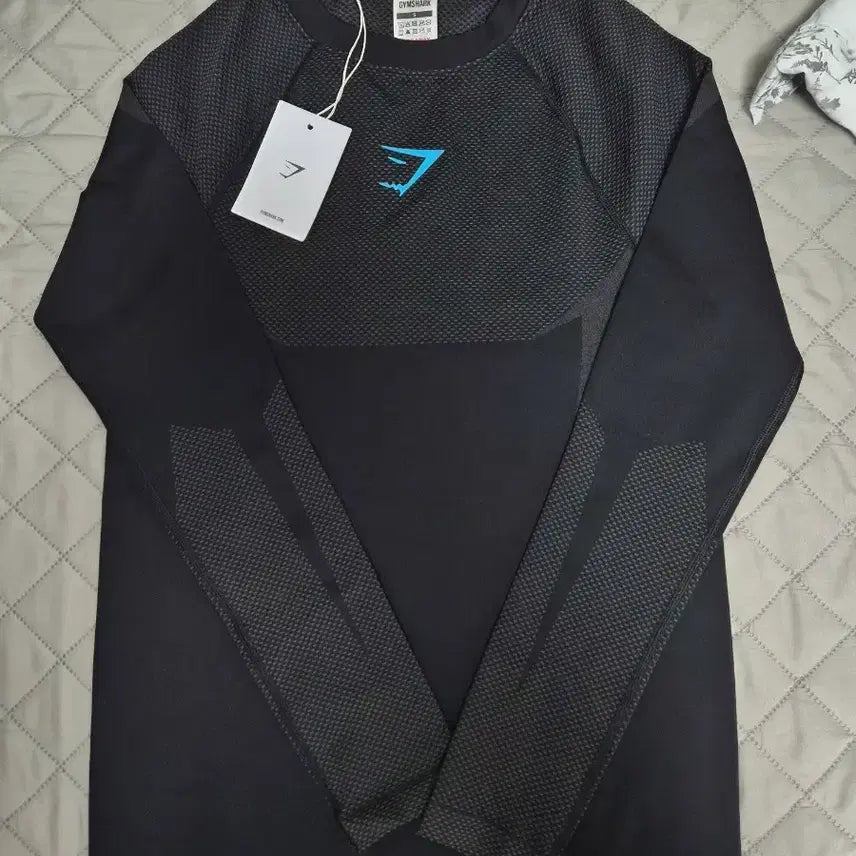 [BUNJANG] Gymshark Onyx V5 Long Sleeve Black Onyx Gray Size S / 짐샤크 오닉스 V5  롱슬리브 S사이즈 블랙 오닉스 그레이