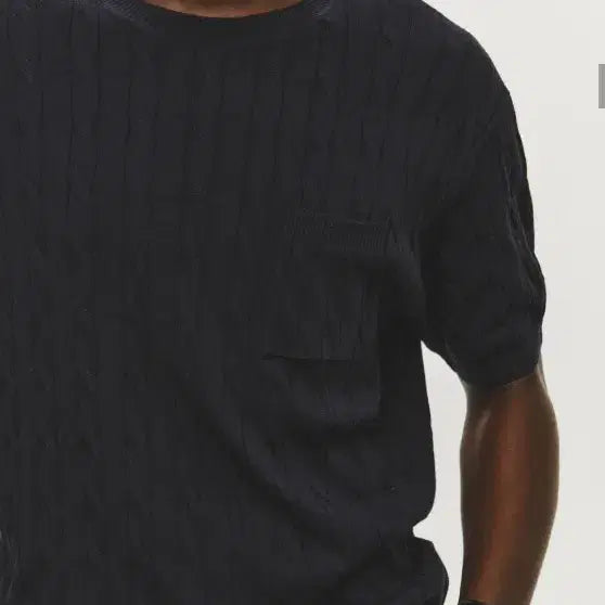[BUNJANG] Outstanding HS Linen Crew Neck Cable Knit / 아웃스탠딩 HS LINEN CREW NECK 케이블 니트