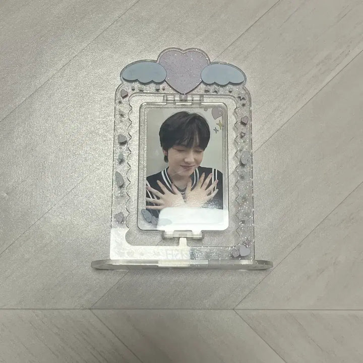 [BUNJANG] NCT WISH Sakuya Acrylic Turning Stand / 엔시티 위시 사쿠야 아크릴 터닝 스탠드