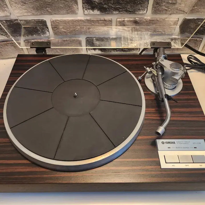 [BUNJANG] Yamaha YP-D9 Quartz Lock Direct Drive Turntable / 야마하 Yamaha YP-D9 대장급 쿼츠락 다이렉트 드라이브 턴테이블