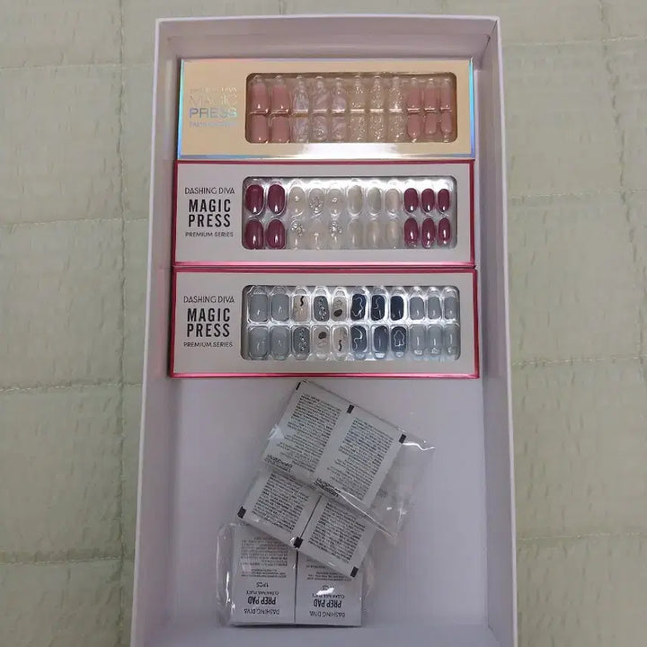 [BUNJANG] Dashing Diva Nail Art Stickers Set / 데싱디바 네일