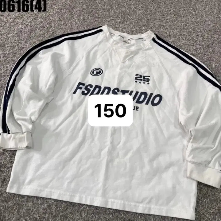 [BUNJANG] Vintage White Sweatshirt (0616) / [150] 화이트 맨투맨 (빈티지 0616)
