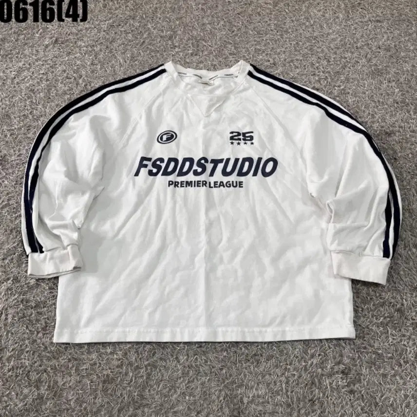 [BUNJANG] Vintage White Sweatshirt (0616) / [150] 화이트 맨투맨 (빈티지 0616)