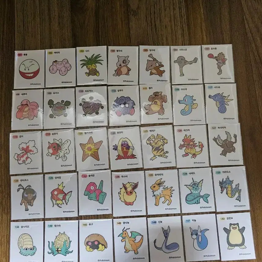 [BUNJANG] Pokémon Stickers 135 Types Bundle Set / 포켓몬 띠부씰 여태까지 나온씰 135종 일괄판매합니다